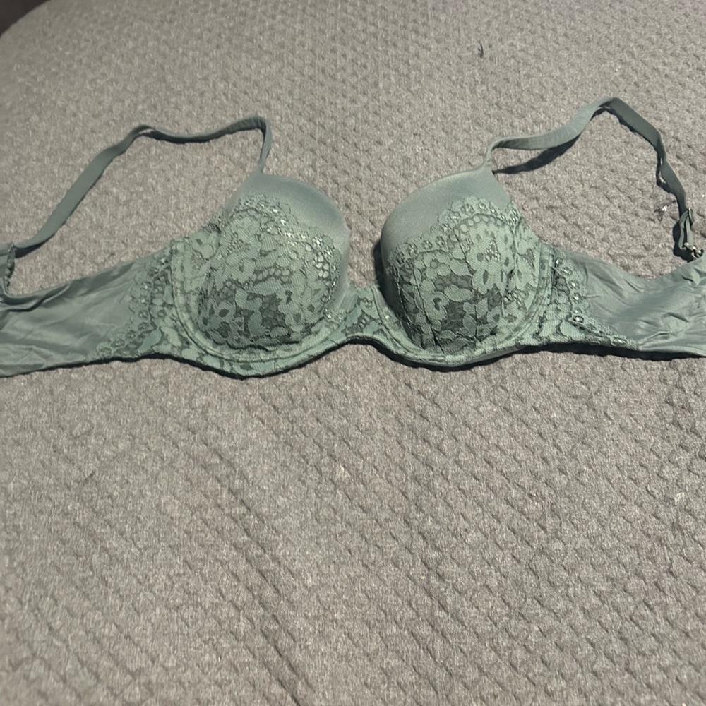 Body by Victoria lined Demi
